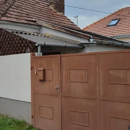 Kis Kucko * Tapolca