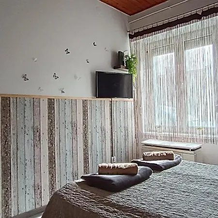 Kis Kucko Apartment Tapolca